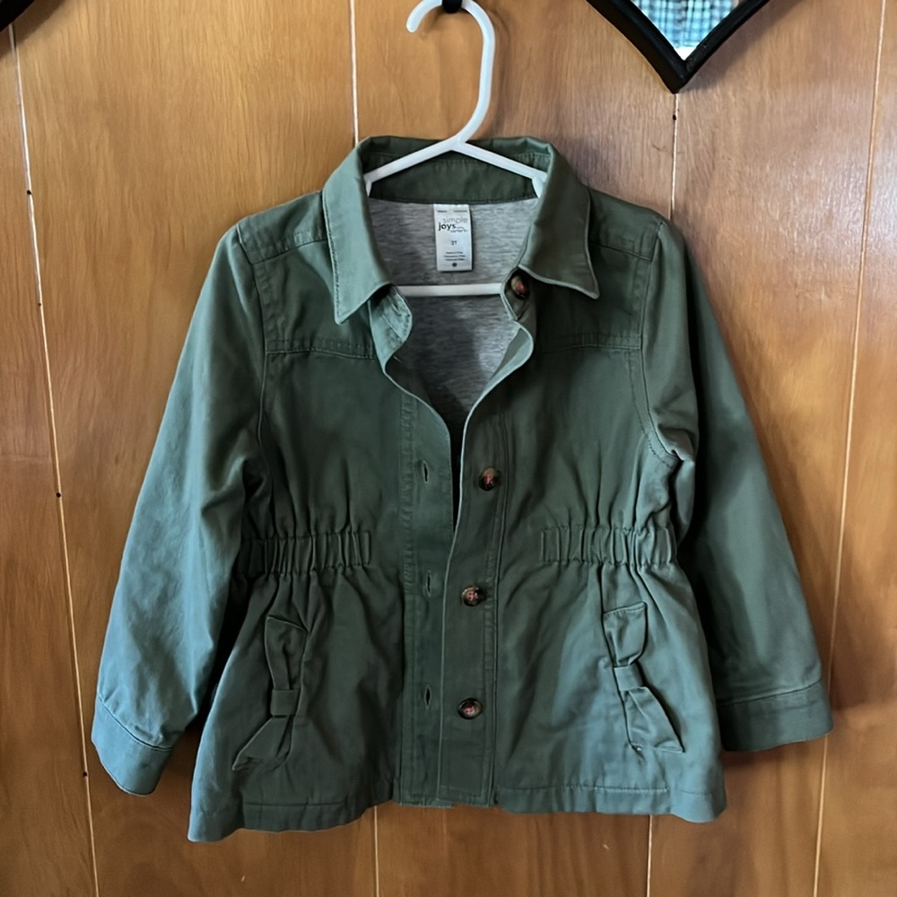 💚3T army green jacket for girls / Excellent Condition / worn twice / pockets